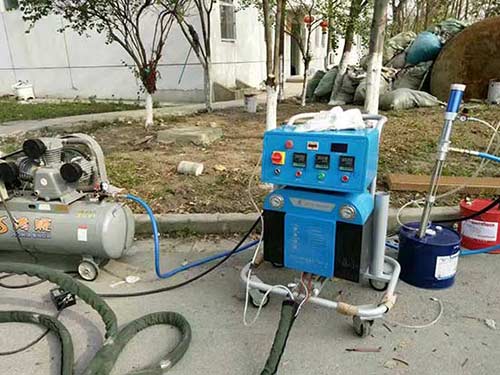 聚氨酯发泡机室外建筑施工案例