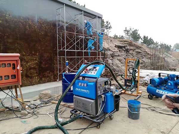 聚脲喷涂机JNJX-H5600(T)(图3) JNJX-H5600(T)室外文化形象墙防腐施工